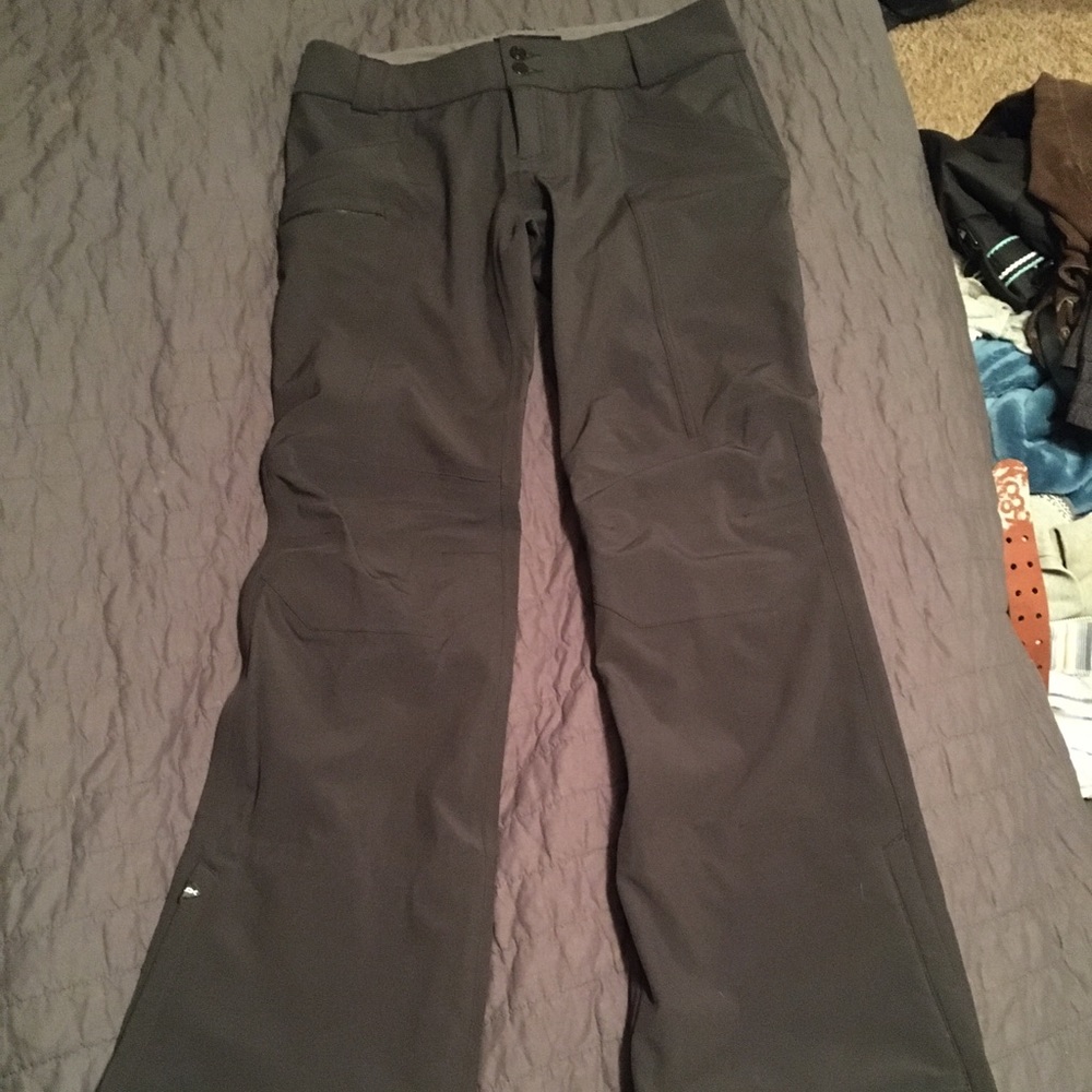NWOT Women’s dakine ski/snowboard pants